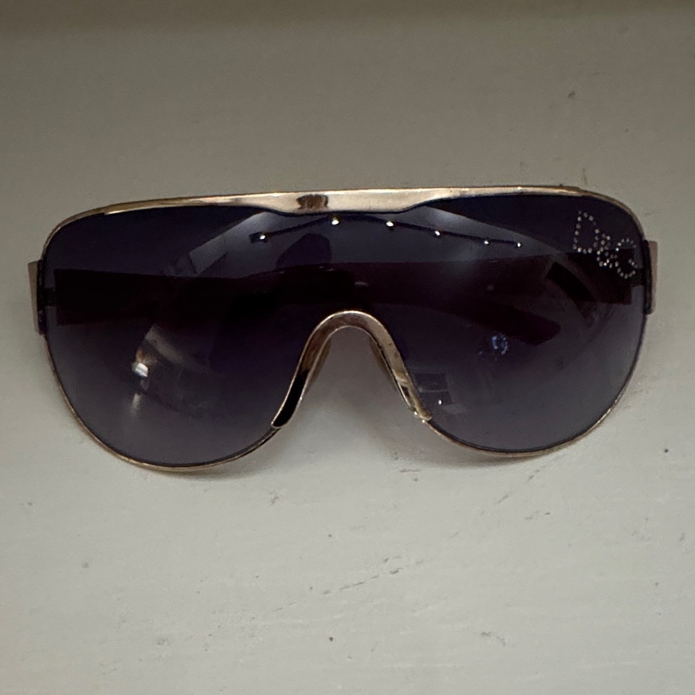 Dolce & Gabbana Women's Hot Pink Sunglasses, Early 2000s - Picture 3 of 15